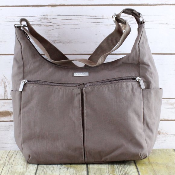Baggallini Handbags - BAGGALLINI Brown Nylon Medium Shoulder Strap Bag